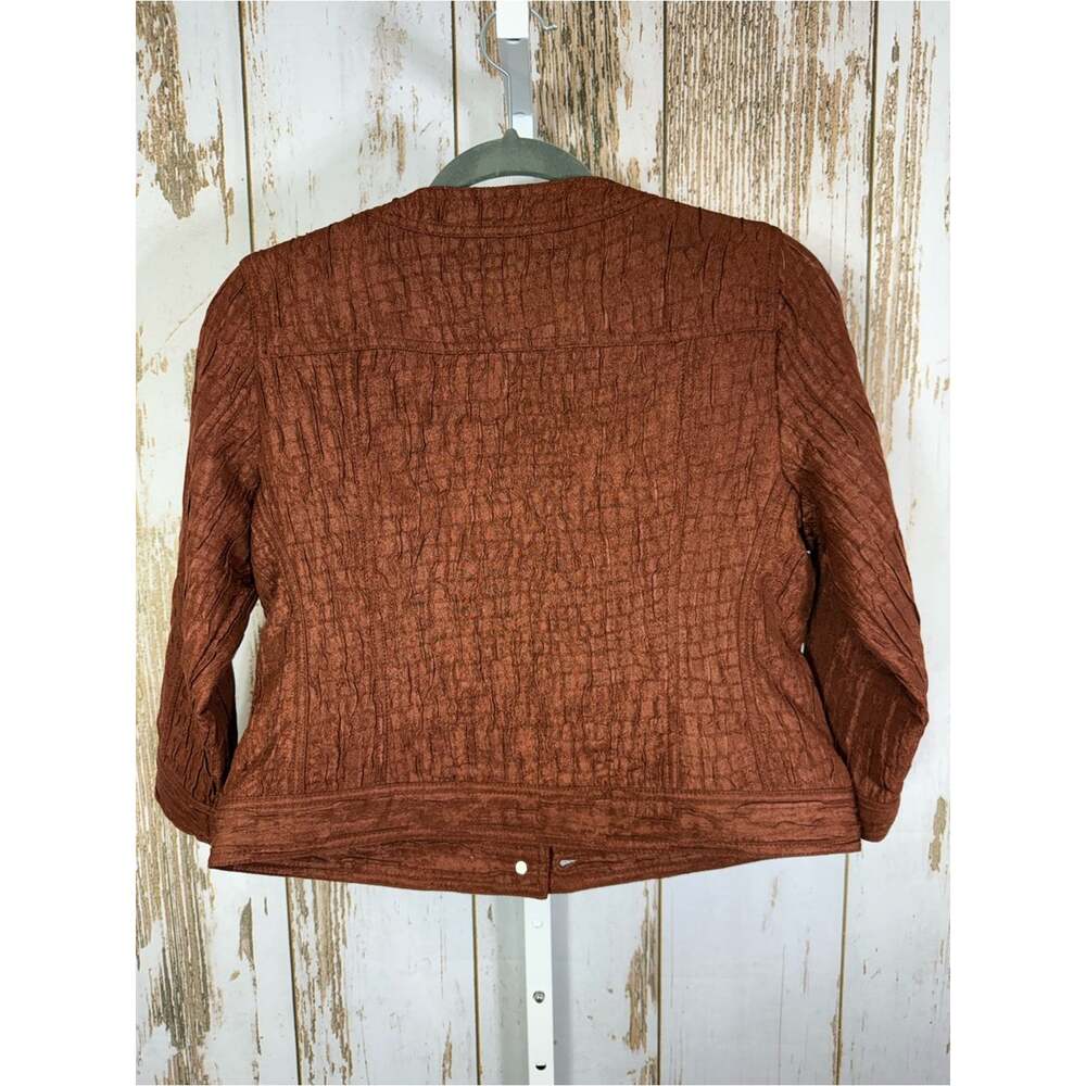 Ruby Rd., Rust Textured Button-Front Jean Style Jacket. Size 4P. Excellent cond! - Picture 6 of 6